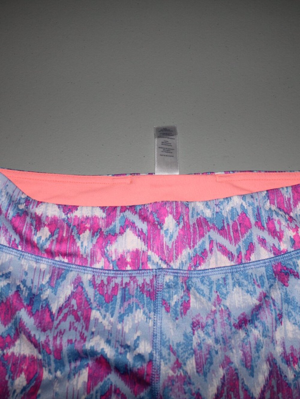 Multi Color Ivivva Capris Size 14 - Picture 2 of 5